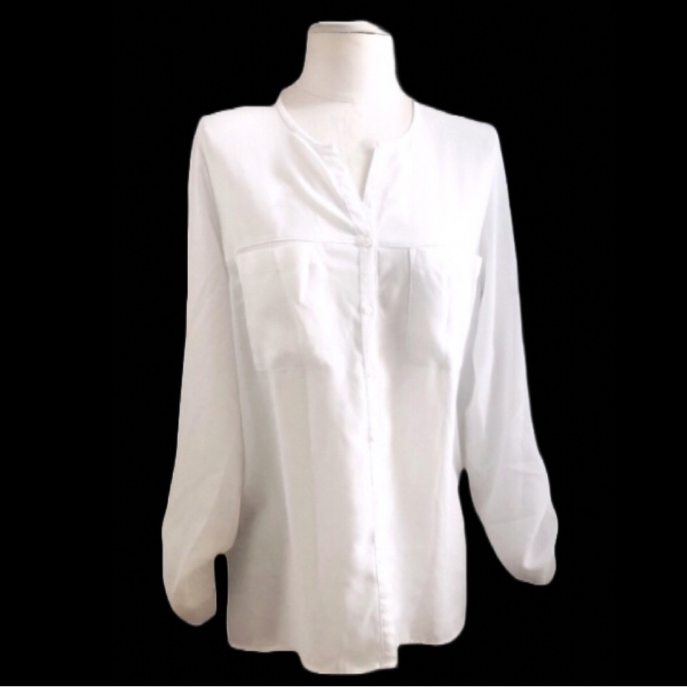 𝅺WHITE Mossimo billowy button down blouse with roll cuff sleeves size small EUC